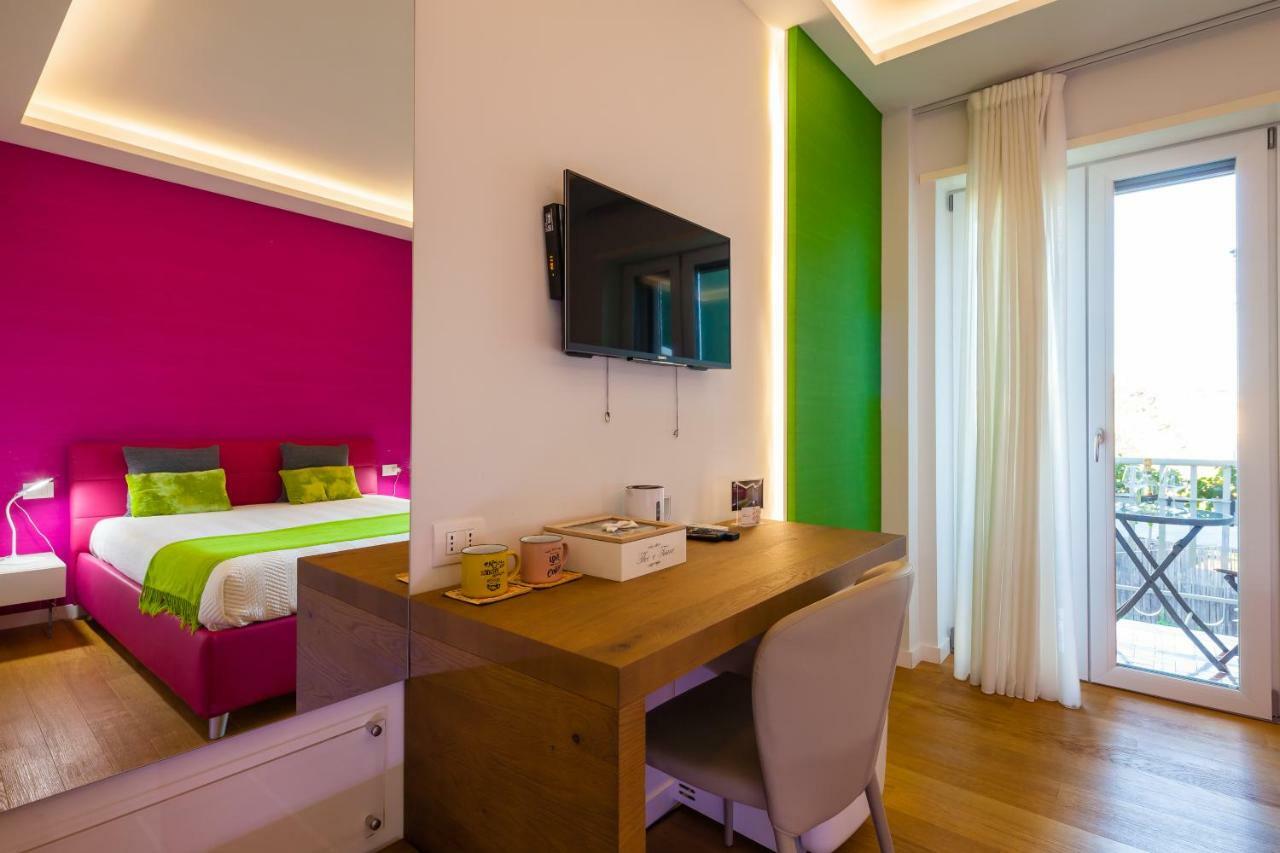A Suites Σορέντο Εξωτερικό φωτογραφία